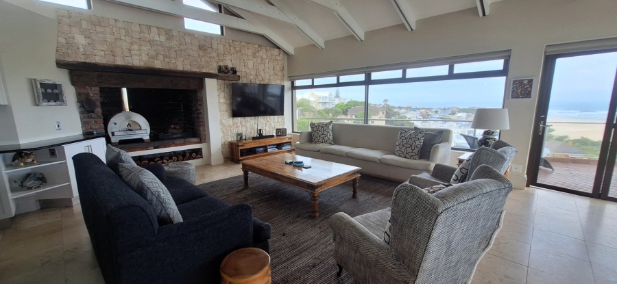 4 Bedroom Property for Sale in Witsand Western Cape